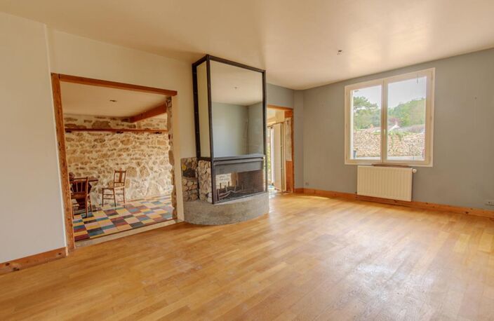 Au coeur du Vexin, une maison de caractère pleine de possibilités — photo 2