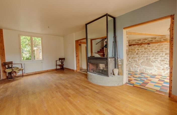 Au coeur du Vexin, une maison de caractère pleine de possibilités — photo 3