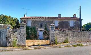 Maison 11 Pièces 190 m² à vendre à Lussant (17430)