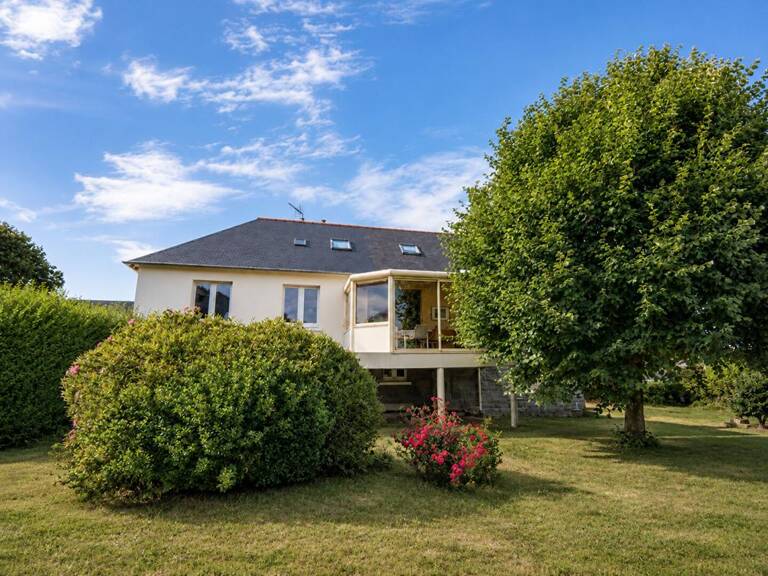 Le Foeil Grande maison, studio, atelier et terrain constructible — photo 1