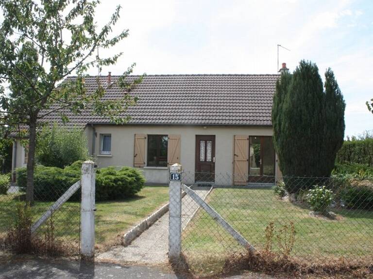61270 RAI maison plain-pied 3 chambres, terrain clos  780 m² — photo 1