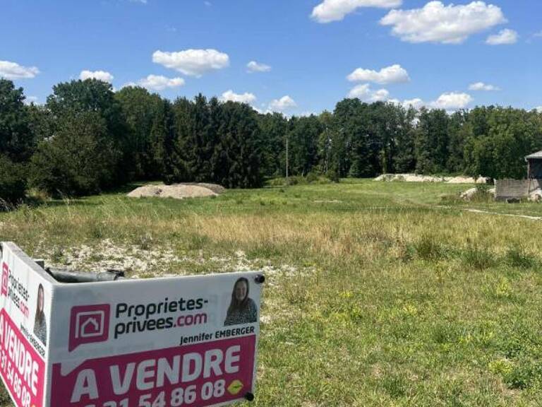 VOUZY - 905 M² DE TERRAIN CONSTRUCTIBLE - CALME & VERDURE — photo 1
