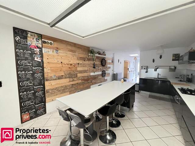 Maison mitoyenne RENOVEE - 4 chambres - jardin - 110 m2 — photo du bien