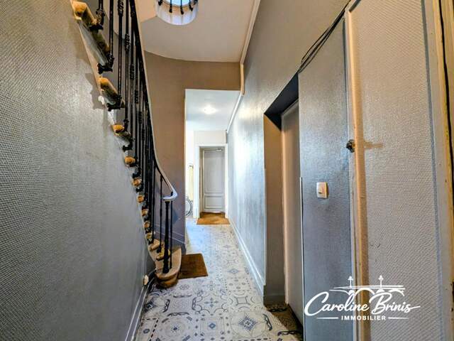 APPARTEMENT RENOVE - BORDEAUX VICTOIRE- T2 DE 40.50 m2 — photo du bien