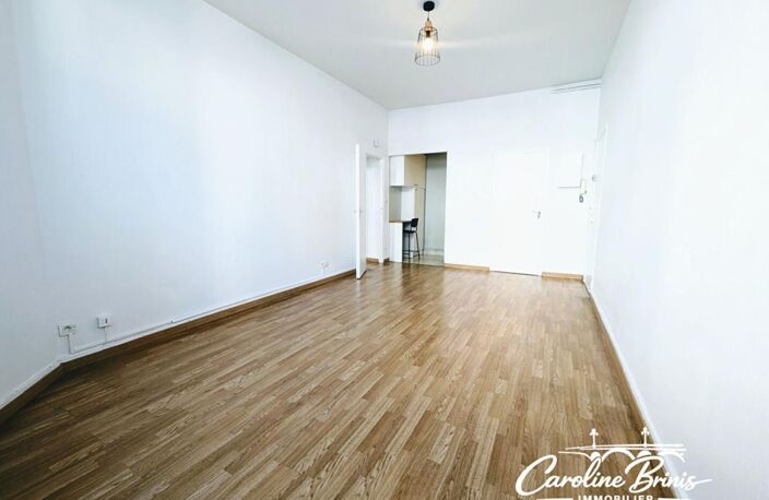 APPARTEMENT RENOVE - BORDEAUX VICTOIRE- T2 DE 40.50 m2 — photo 3