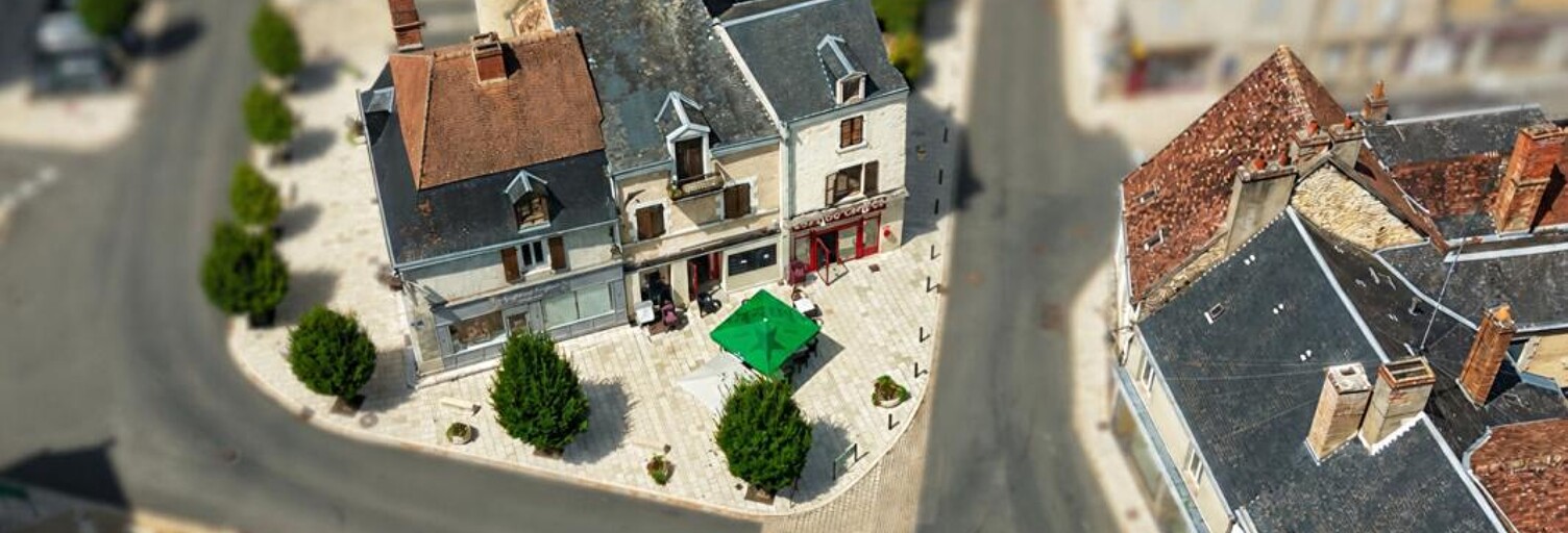 Immeuble  306 m² à vendre à Saint-Gaultier (36800)
