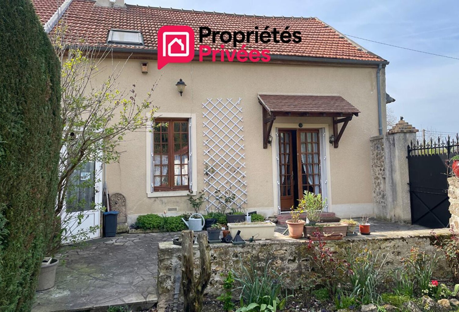 LA PETITE CAMPAGNARDE — photo 1