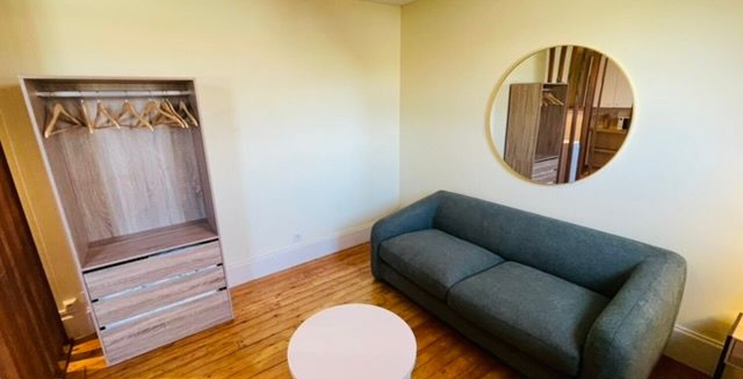 Appartement À Louer — photo 1