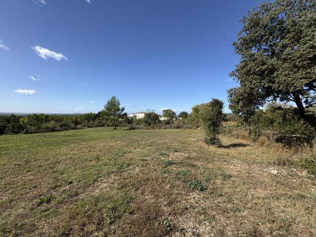 Terrain — photo du bien