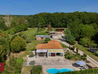 Maison de plain pied, piscine chauffée avec installations éq — photo 2