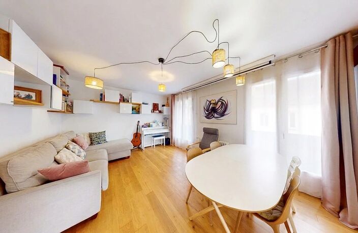 CHARTRES – APPARTEMENT 4 PIÈCES AVEC 3 CHAMBRES — photo 3