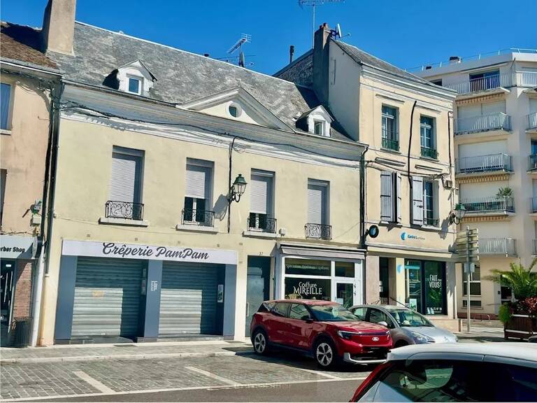 IMMEUBLE DE RAPPORT – 9 APPARTEMENTS & 2 COMMERCES — photo 1