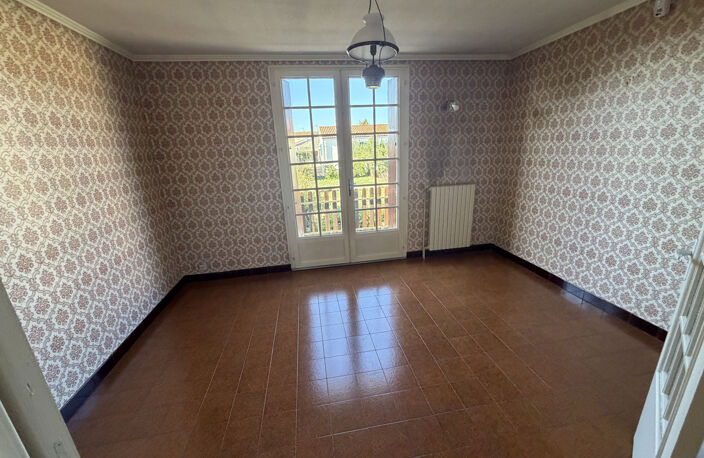 BENET  Maison 4 chambres avec terrain de 930 m2 et garage c — photo 4