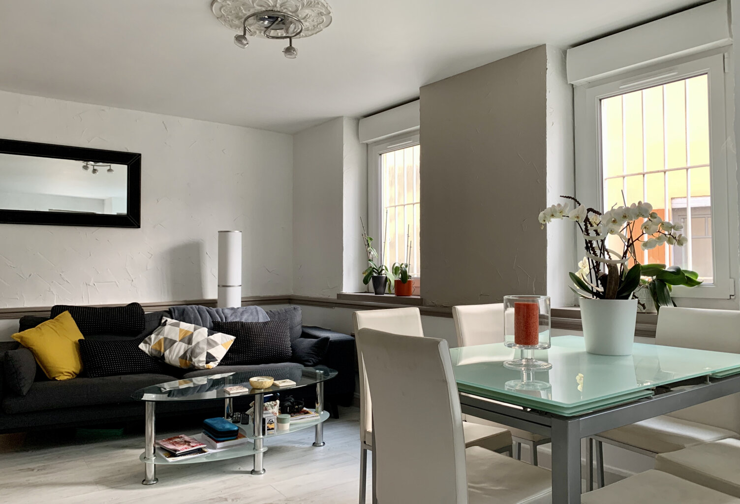 Appartement T3 de 60m2 en plein coeur de Fontaines St Martin — photo 1