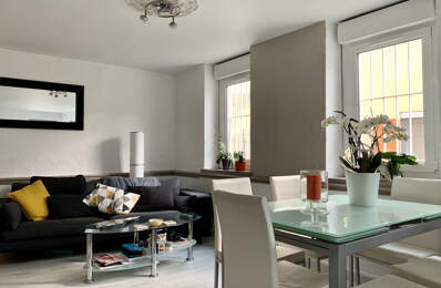 Appartement T3 de 60m2 en plein coeur de Fontaines St Martin — photo du bien