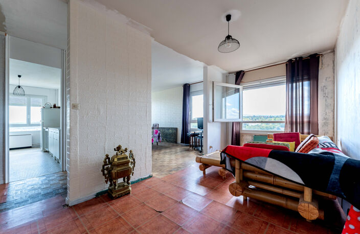 Appartement T4, 3 chambres, 100m2, balcon et cave — photo 5