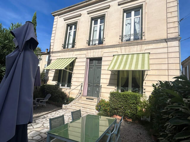 Coup de coeur pour cette belle MAISON BOURGEOISE située en pl — photo du bien