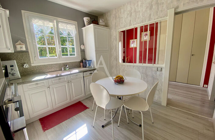 Maison de plain-pied Sandillon 7 pièce(s) 155 m2 — photo 3