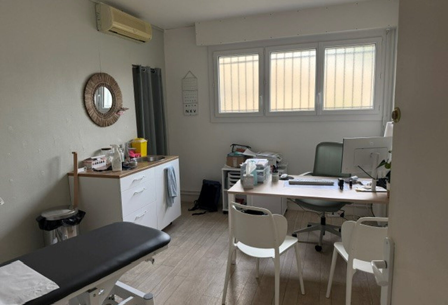 LOCAL PROFESSIONNEL A LOUER ANGERS — photo 1