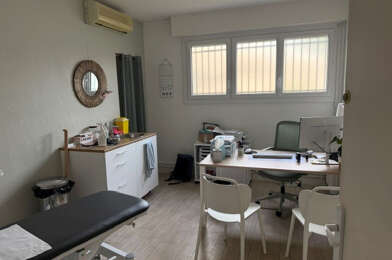 Bureau  1400 €