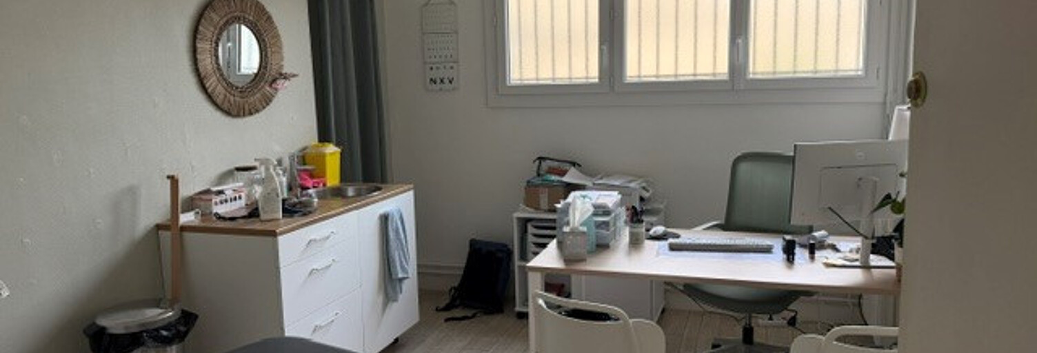 Bureau  100 m² à louer à Angers (49100)