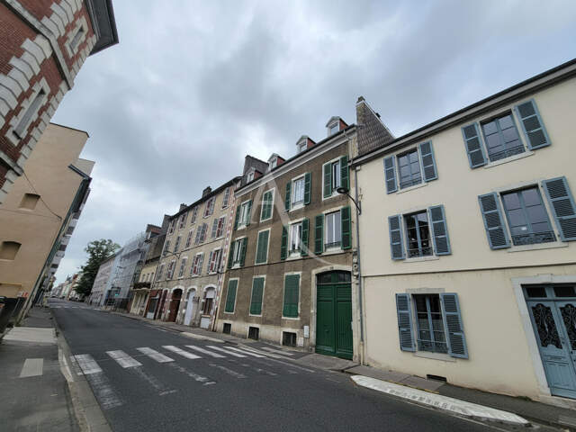 Immeuble Pau 11 pièce(s) 273 m2 — photo du bien