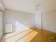 Appartement - 2 chambres - garage - cave - balcon - BEAUREGARD — photo 4