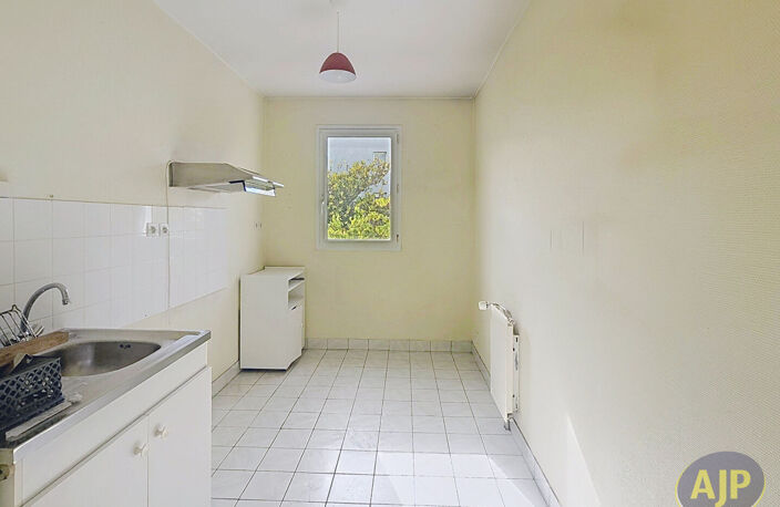 Appartement - 2 chambres - garage - cave - balcon — photo 5