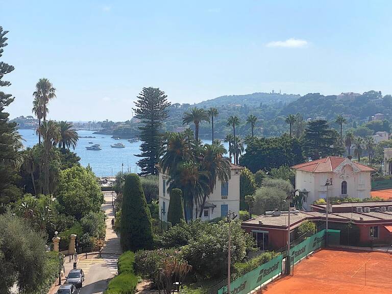 Centre - Dernier étage - vue mer - Beaulieu sur mer — photo 1