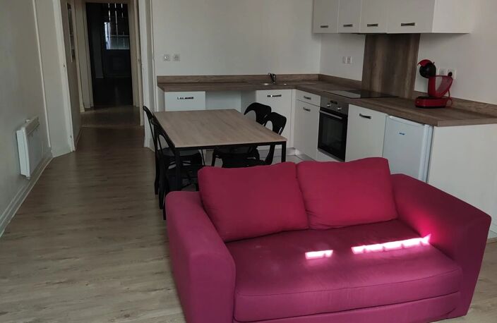 À VENDRE – IMMEUBLE DE CARACTÈRE EN PLEIN CŒUR DE TARBES — photo 5
