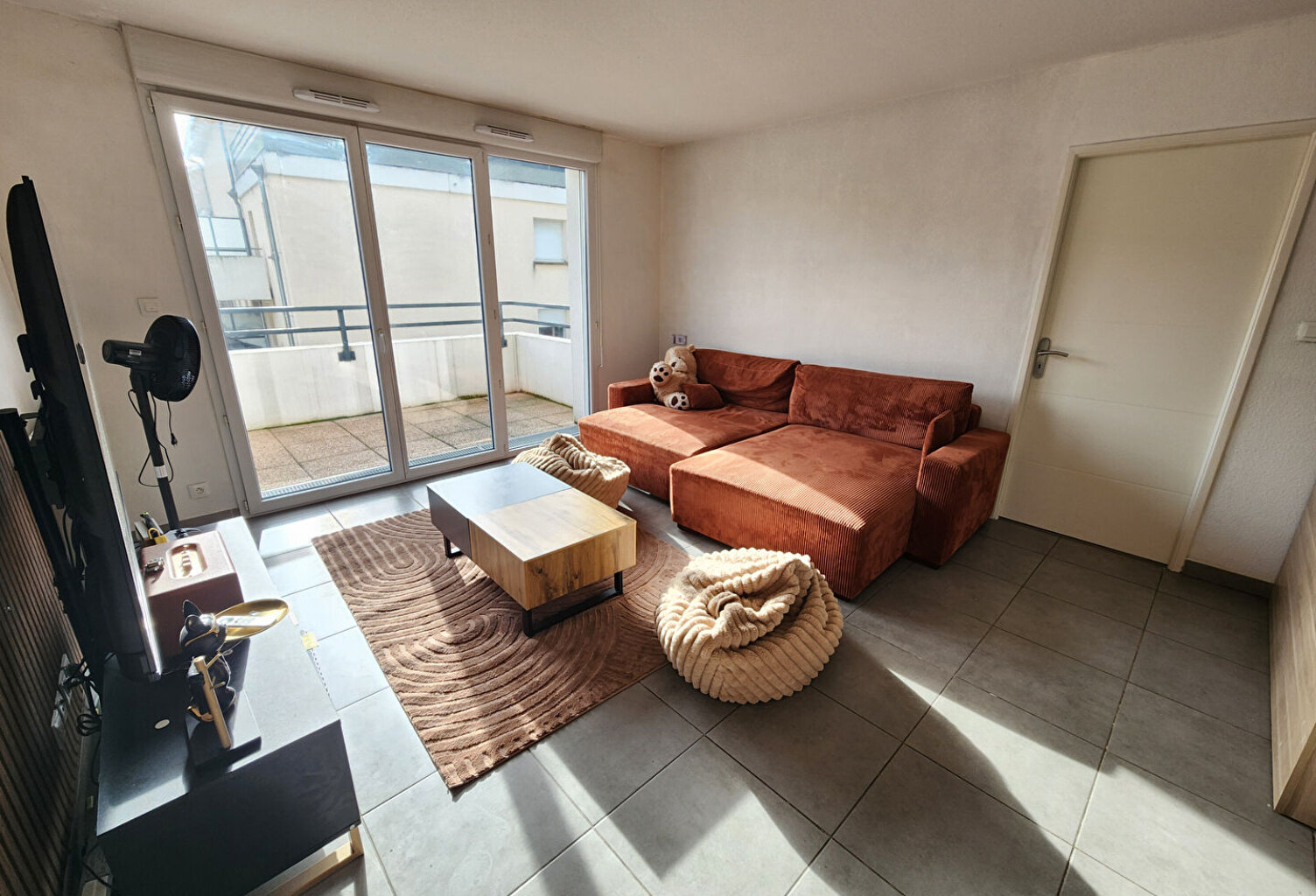 Appartement 31200 Toulouse  T3 lumineux avec terrasse - parking, AU CALME 62m² — photo 1