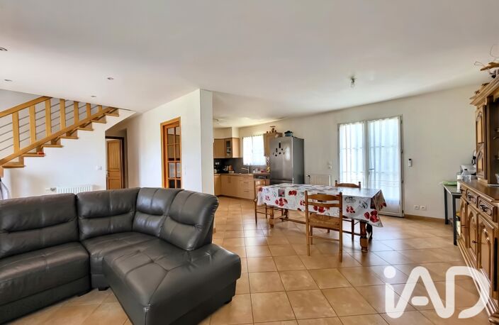Vente Maison/villa 6 pièces — photo 3