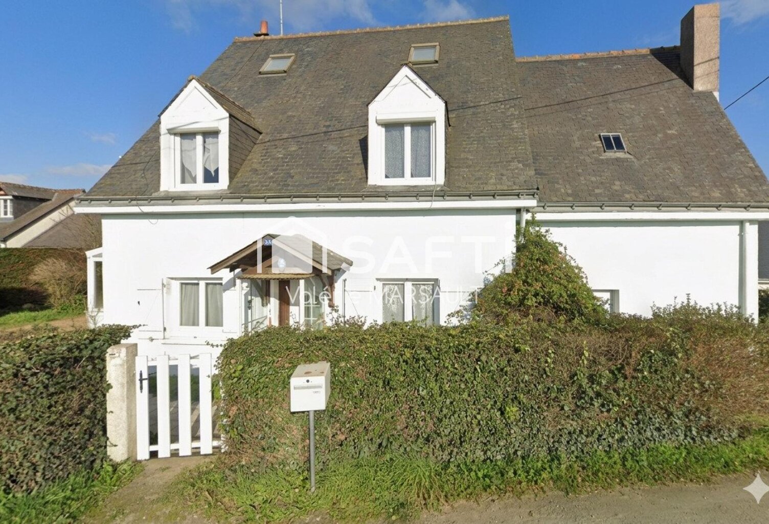 Maison 5 chambres sur terrain de 2 190 m² — photo 1