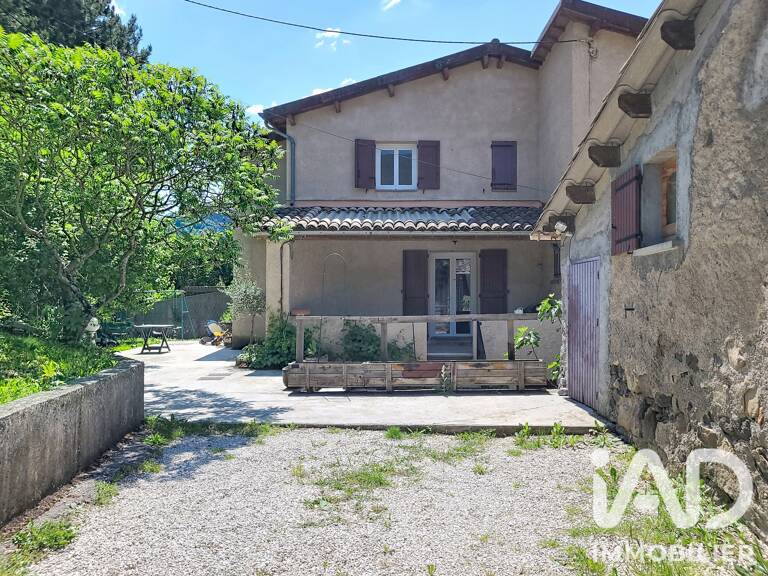 Vente Maison/villa 9 pièces — photo 1