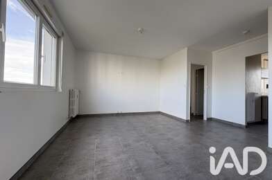 Appartement 3 pièces 700 €