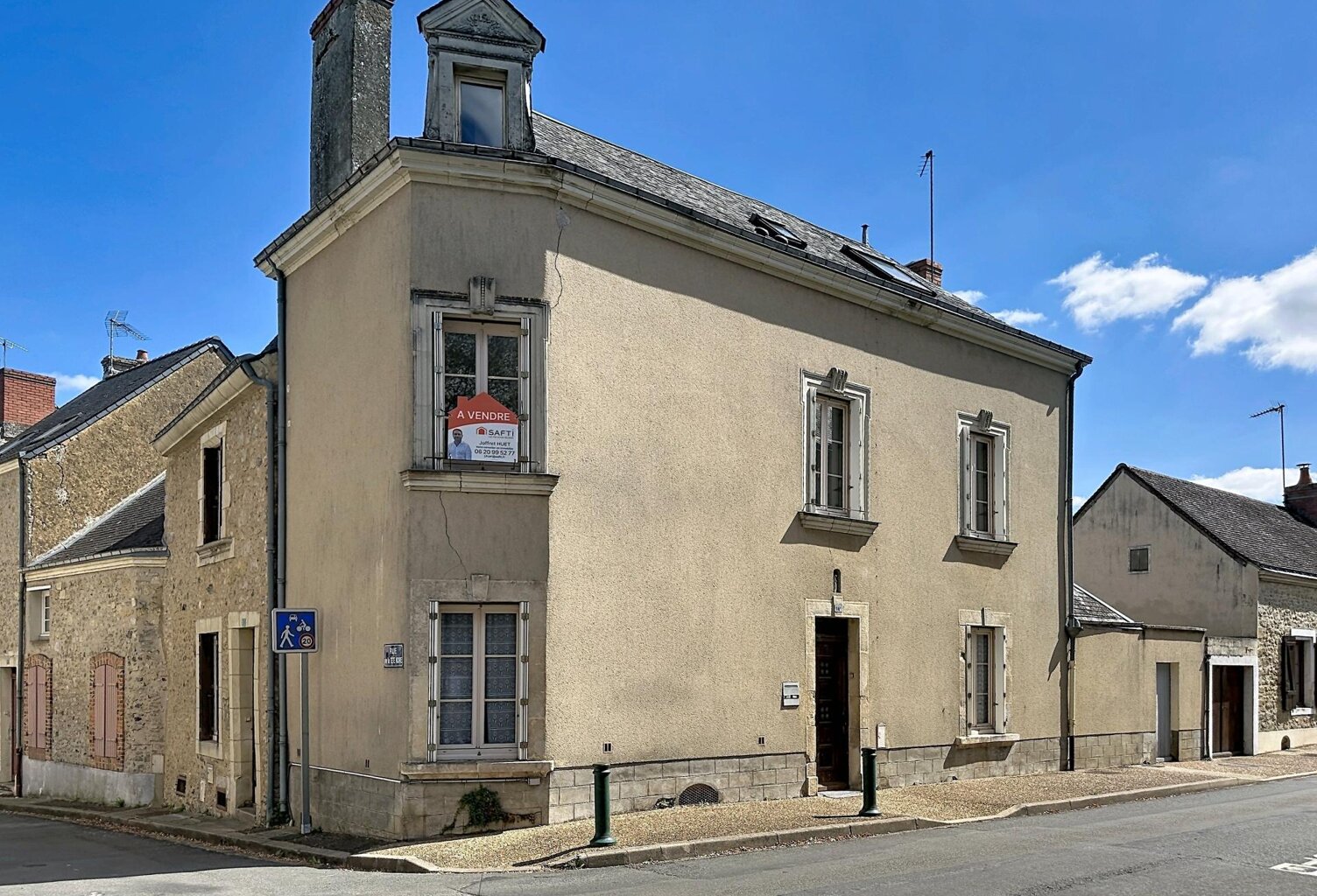 CENTRE VILLE, 4 CHAMBRES, PAS DE JARDIN — photo 1