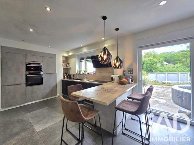 Vente Maison/villa 8 pièces — photo du bien