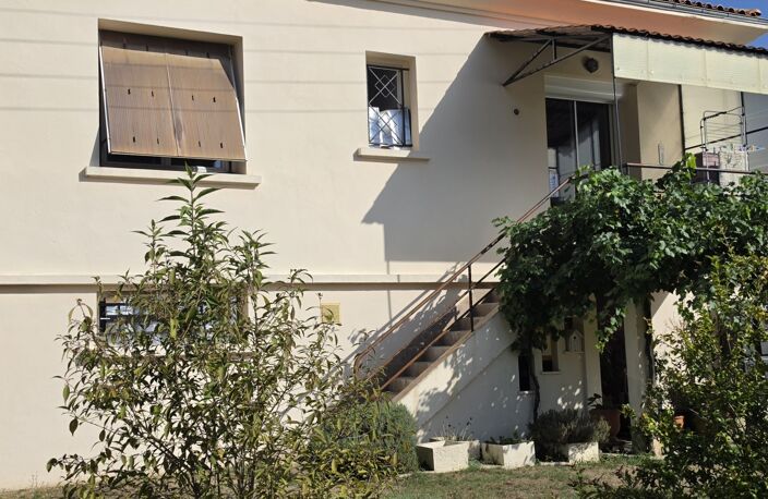 Vente Maison/villa 4 pièces — photo 2