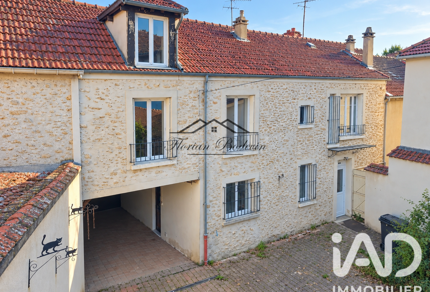 Vente Triplex 6 pièces — photo 1