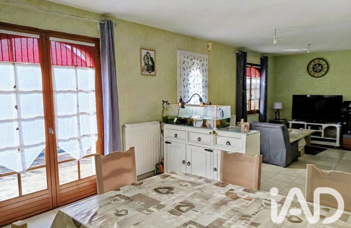 Vente Maison/villa 6 pièces — photo 3