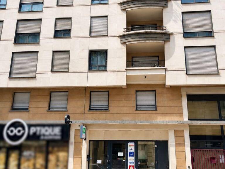 Location Boutique/Local commercial 97 m&sup2; — photo 1
