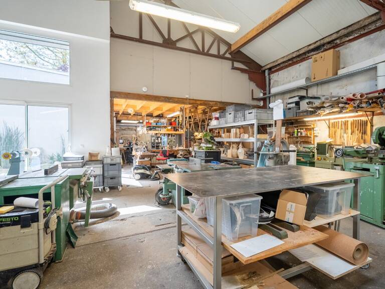 Atelier d'artiste de 147m² (possible plus) + maison loft de 171 m² — photo 1