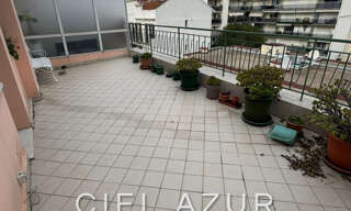 Appartement 2 Pièces 53 m² à louer à Antibes (06160)