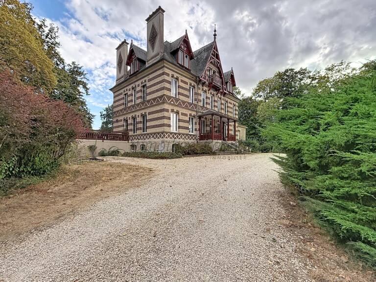 GRANDE DEMEURE DE CARACTÈRE  550 M² SUR 5,4 HECTARES — photo 1