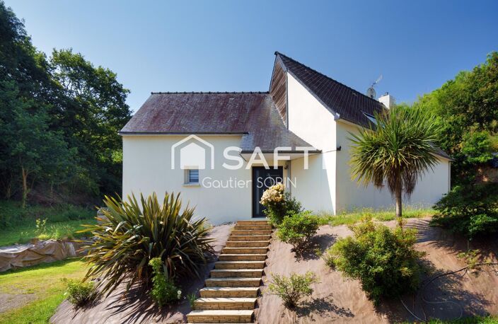 Maison contemporaine rénovée de 138 m²  Vie de plain-pied  Jardin paysagé avec ruisseau — photo 3
