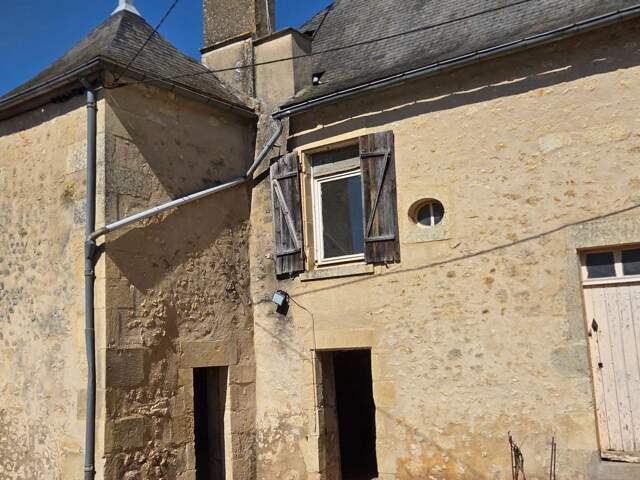 Maison de bourg ancienne 3 chambres. — photo du bien