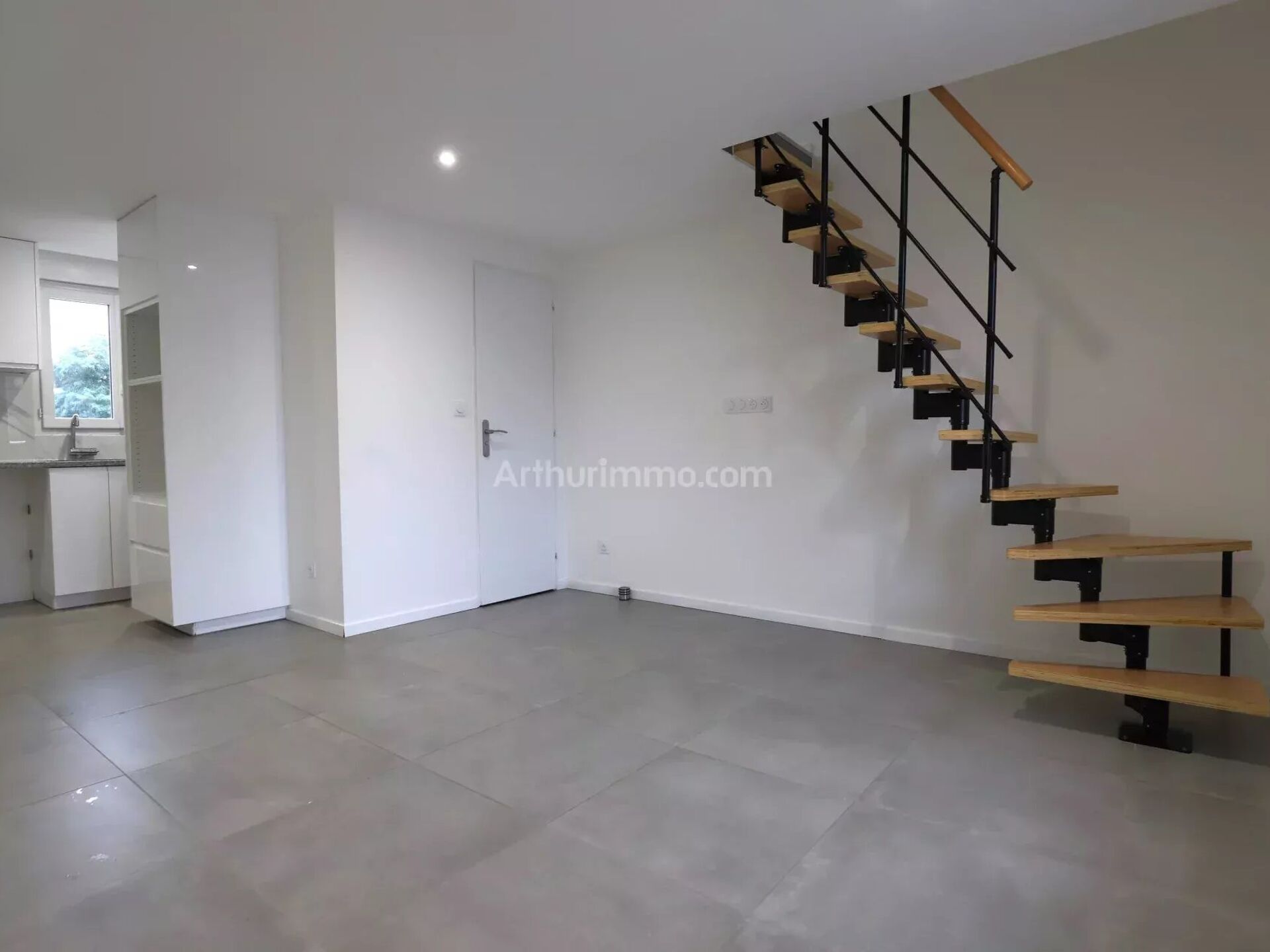 Appartement 3 pièces 37 m² · à Arpajon · 37 m² · 830 €/mois