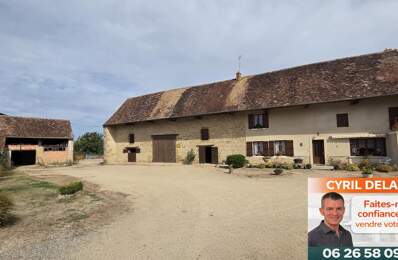 Ferme T3 de caractère à Saint-Marcelin-de-Cray : cour fermée, partie vie de plain-pied et dépendances à foison — photo du bien