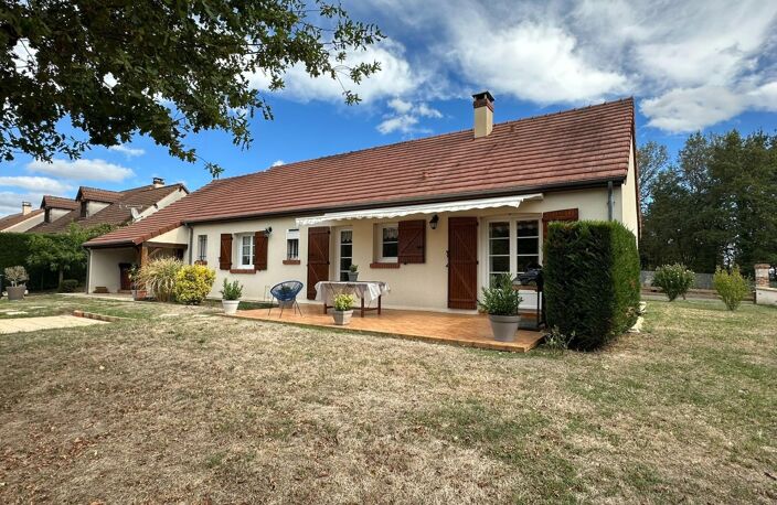 Pavillon 110 m², 4 pièces, 3 chambres, garage. — photo 2