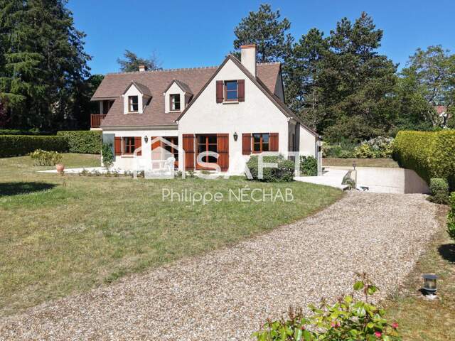 Maison de 183 m2 - 4 chambres - sous-so tatal - 1790m2 de terrain autour. — photo du bien